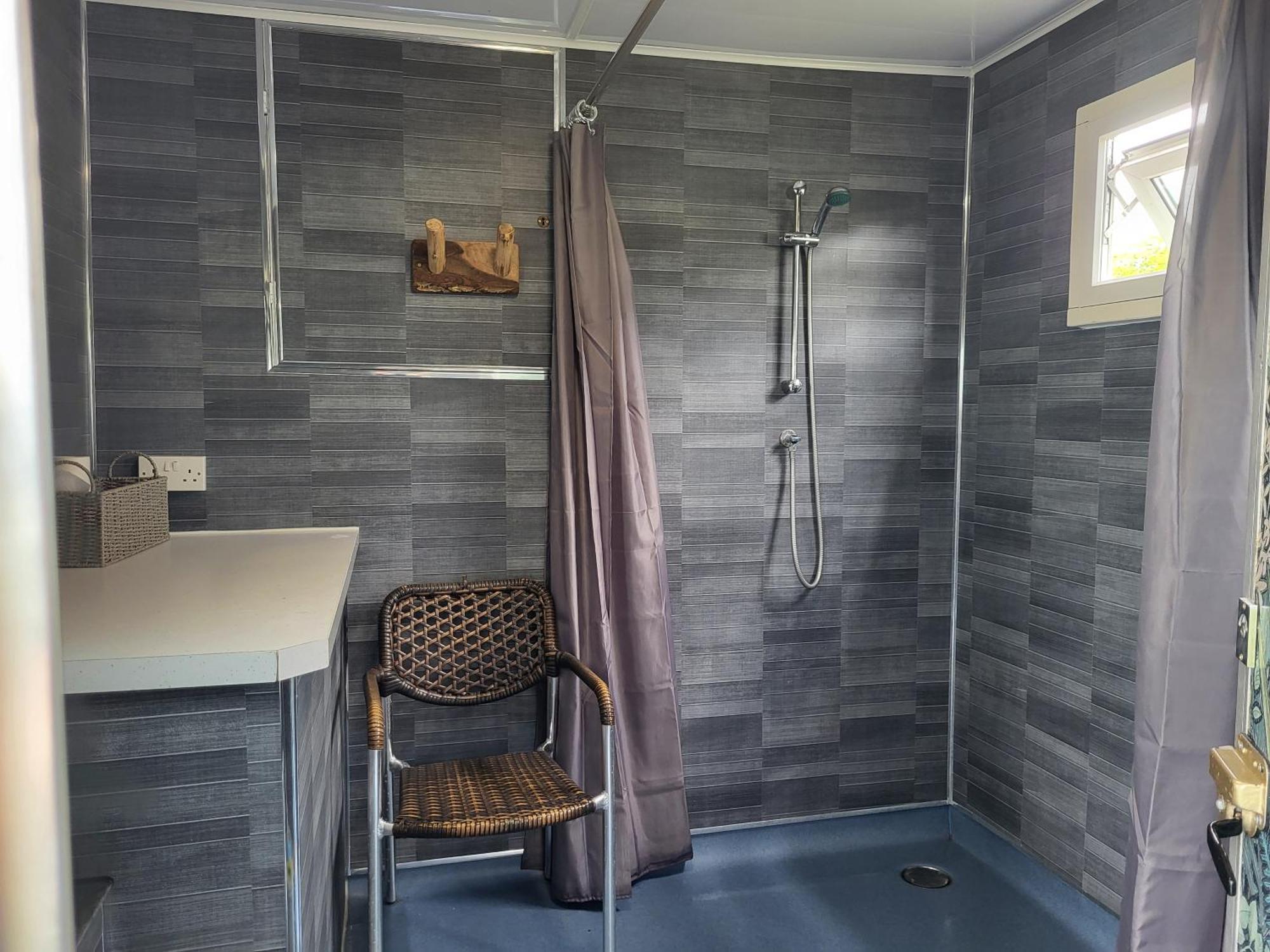 Courtlands Farm Camping And Glamping แคนเทอร์เบอรี ภายนอก รูปภาพ